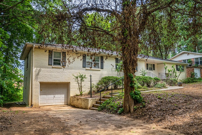 Building Photo - 103 Noble Dr SE Rental