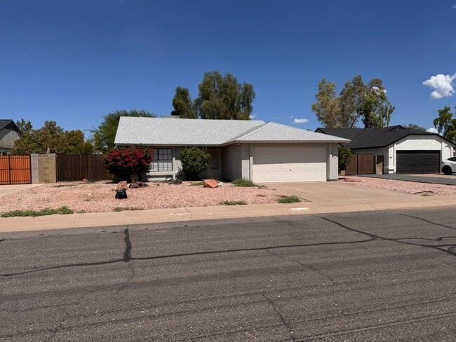 Building Photo - Charming 2 bed in Chandler Rental