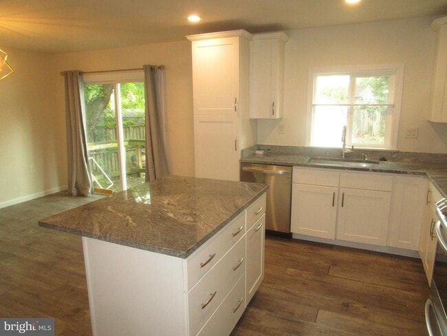 Photo - 10318 Aster Ln