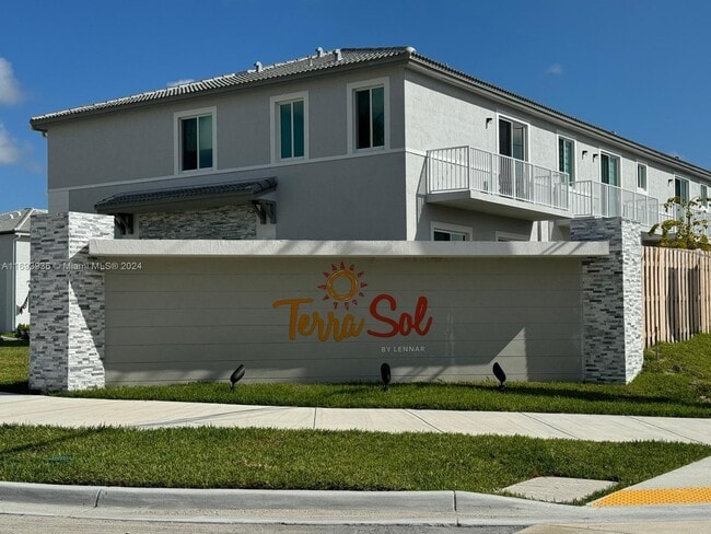 Photo - 724 SE 13th Street Cir