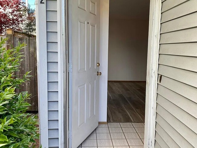 Photo - 2442 NW 64th St