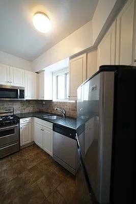 Building Photo - 160 E 84th St Rental