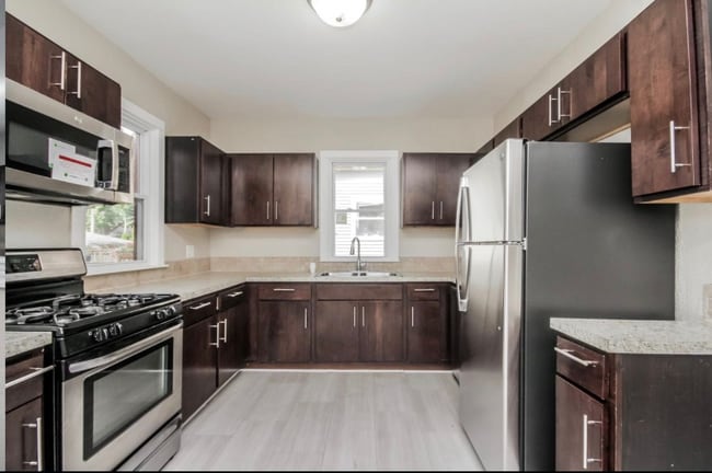 Photo - 4431 N Marmora Ave