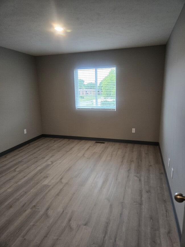 Photo - 3804 Baldwin Ave