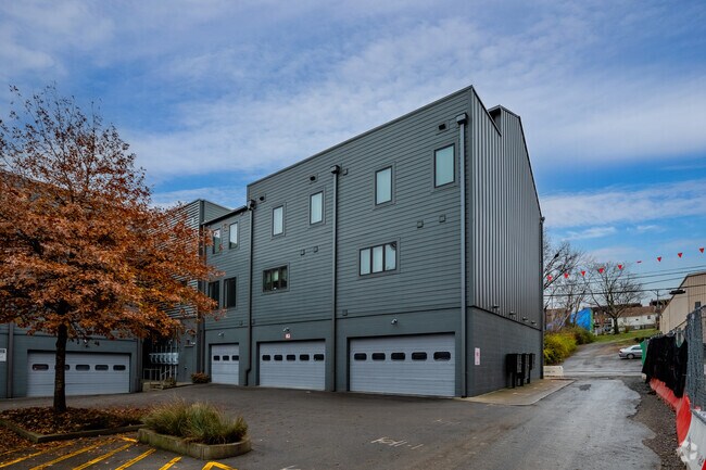 Photo - Six 10 Merritt