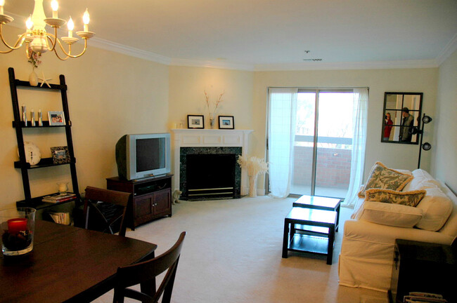 Photo - 1050 N Stuart St Condo Unit 203