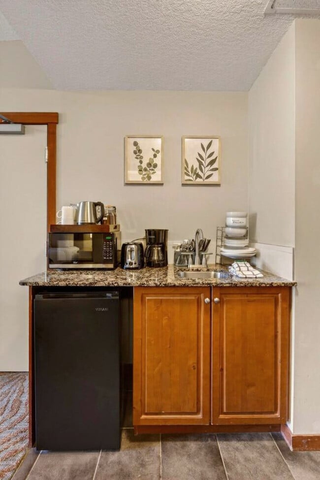 Photo - 170 Kananaskis Way Unit SI ID1499952P