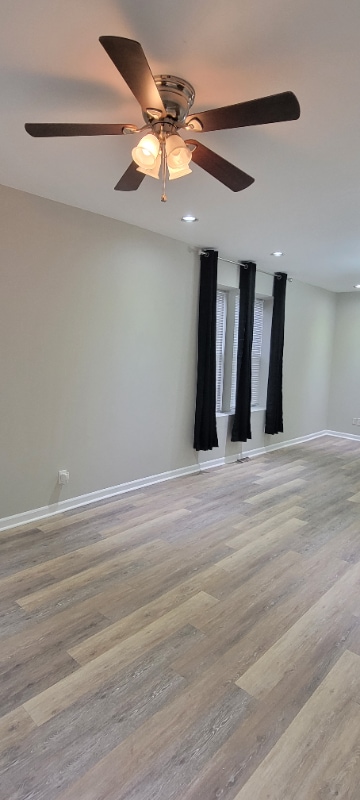 Photo - 5760 Theodosia Ave