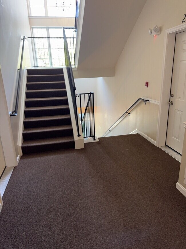 Photo - Modern 3BR Condo Near Annapolis Mall & Med... Unit 202