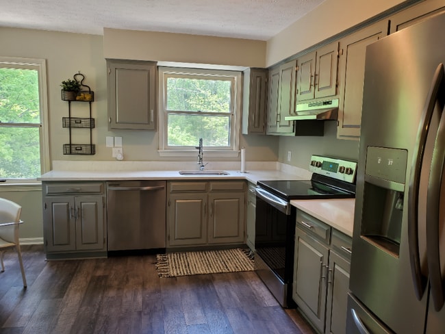 Photo - 10422 Covered Bridge Rd