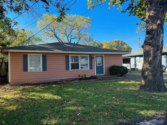 Building Photo - 406 N College St