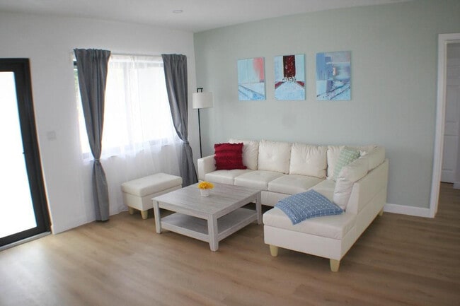 Photo - 1901 Northridge Rd