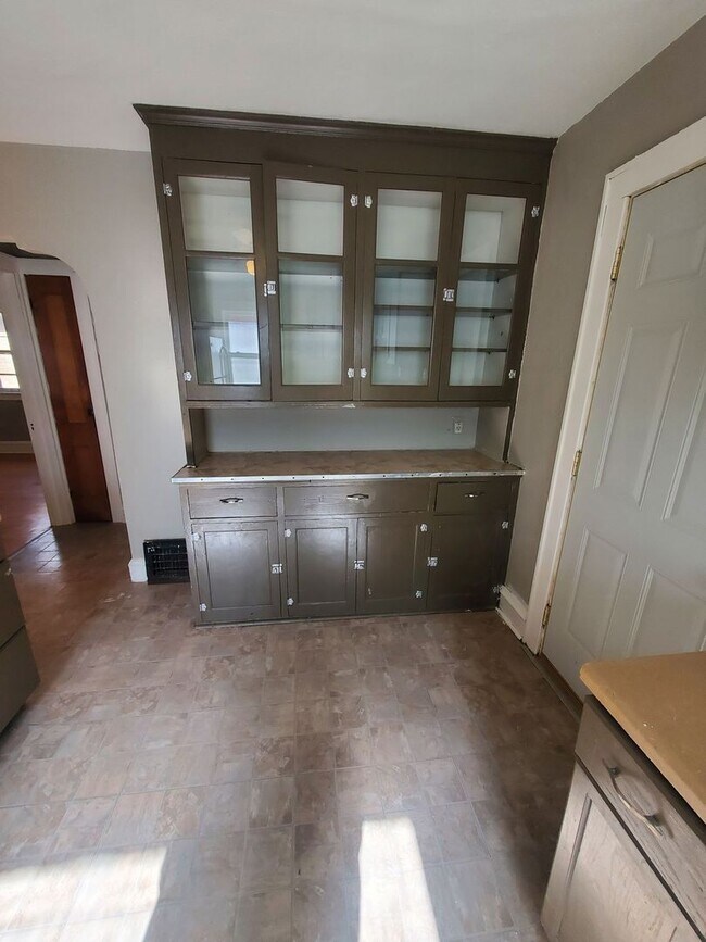 Photo - 3166-3168 N 39th St. (Duplex) Unit 3168 Upper