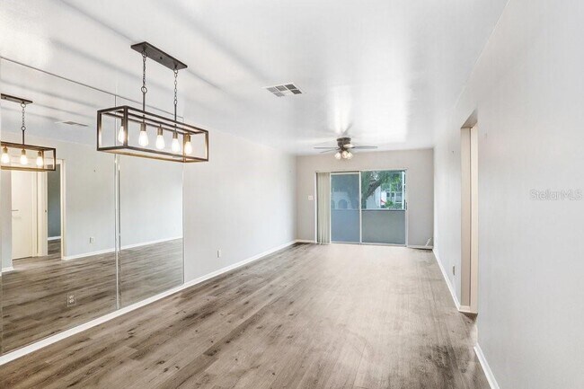 Photo - 4611 W Fig St Unit 208