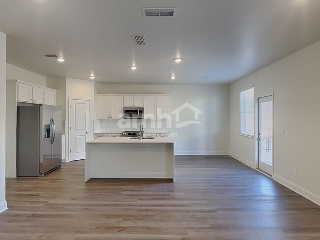 Photo - 3504 Shane Hill Rd SW