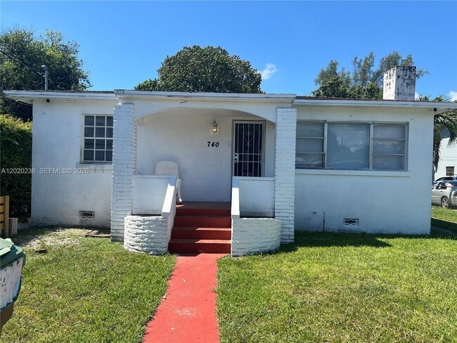 Building Photo - 740 NW 31st St