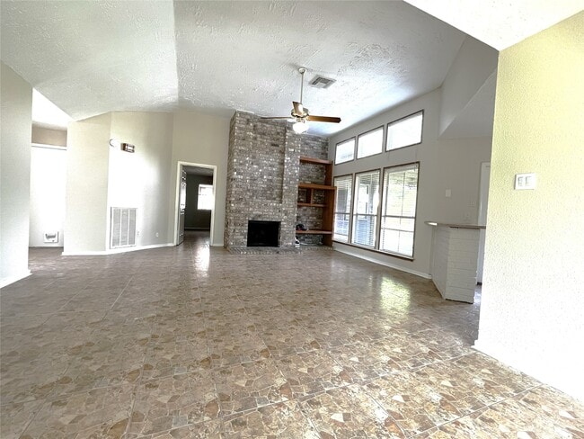 Photo - 339 El Toro Ln