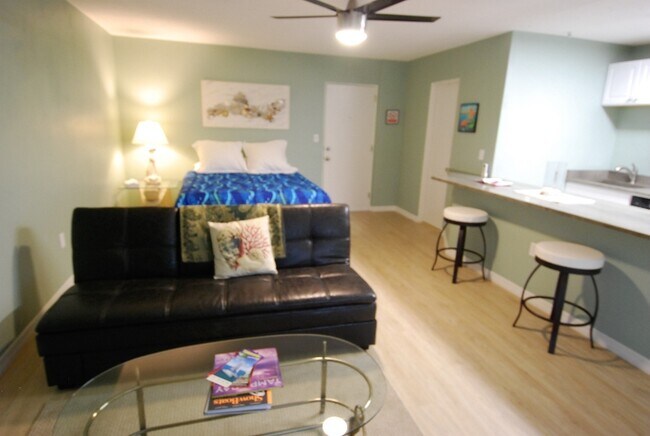 Photo - 200 104th Ave Unidad #2