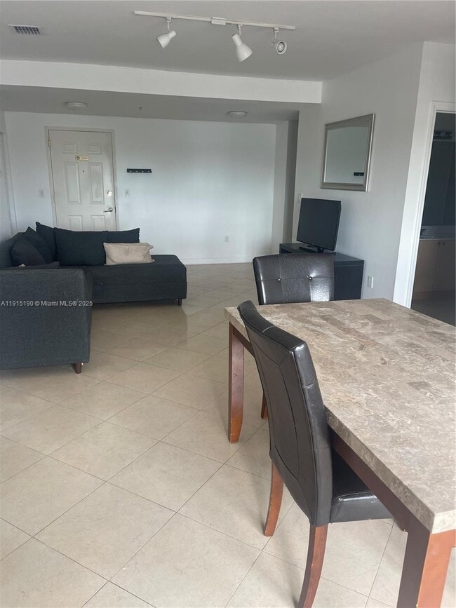 Photo - 2280 SW 32nd Ave Unit 410