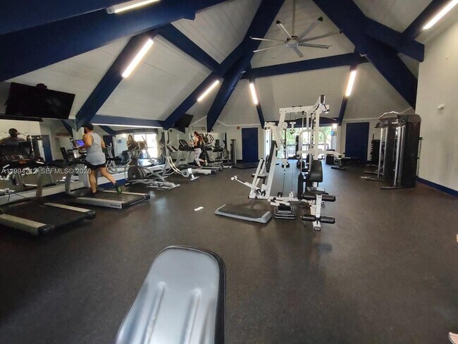 Photo - 1470 NE 123rd St Unidad A606