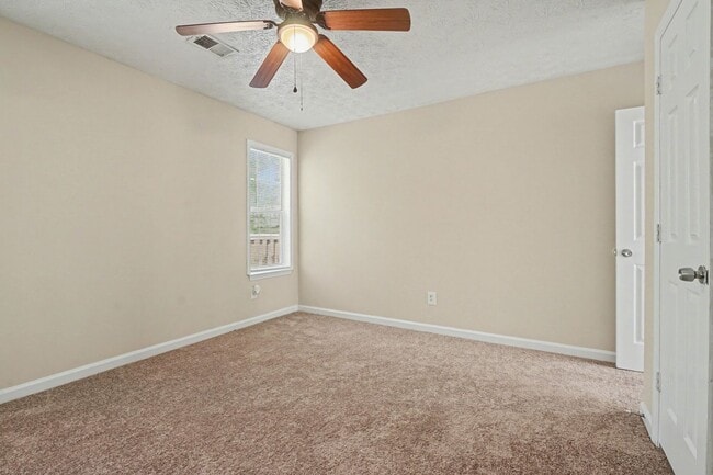 Photo - 3 Bedroom 2 Bath Home