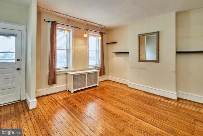 Photo - 1607 W 9th St