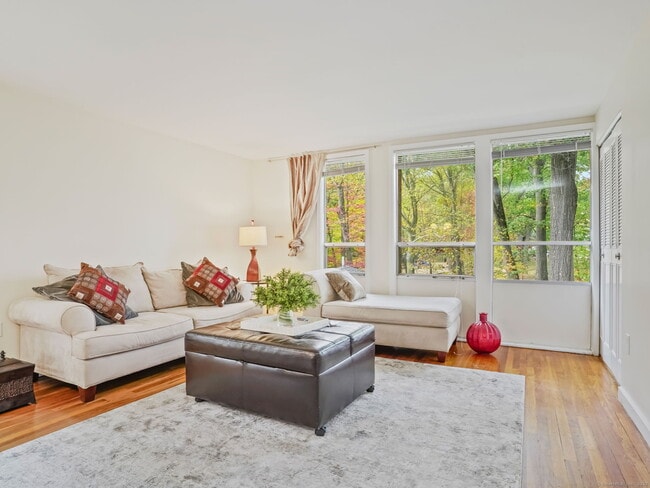 Photo - 160 Fairfield Woods Rd Unit APT 68