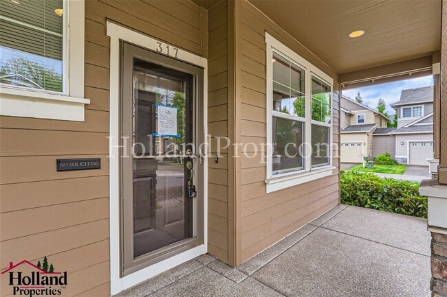 317 NE 105th Ave