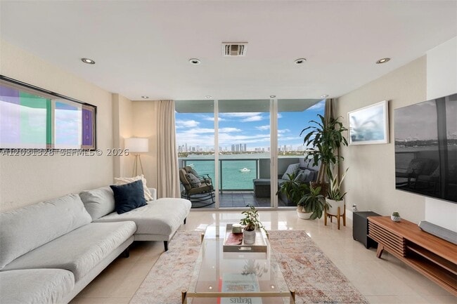 Photo - 1200 West Dr Unit 725