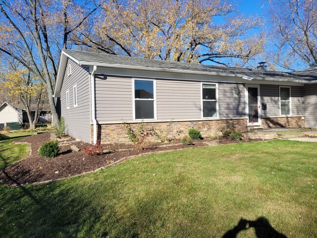 Photo - 364 N Everett Dr