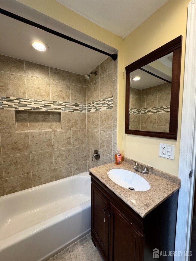 Photo - 80 Commerce St