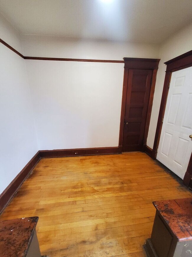 Photo - 2437-2439 N 37th St. (Duplex) Unit 2439 (Upper)