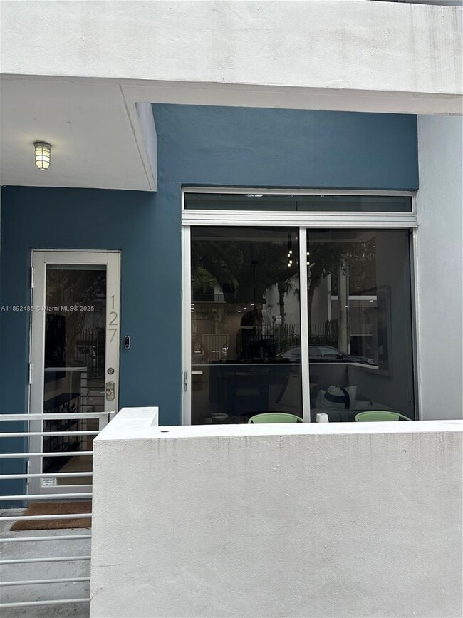 Photo - 3339 Virginia St Unit 127