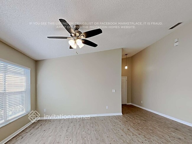 Photo - 2585 Alena Pl