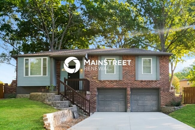 Building Photo - 3 Bedroom Pet-Friendly Home in BLUE SPRING...