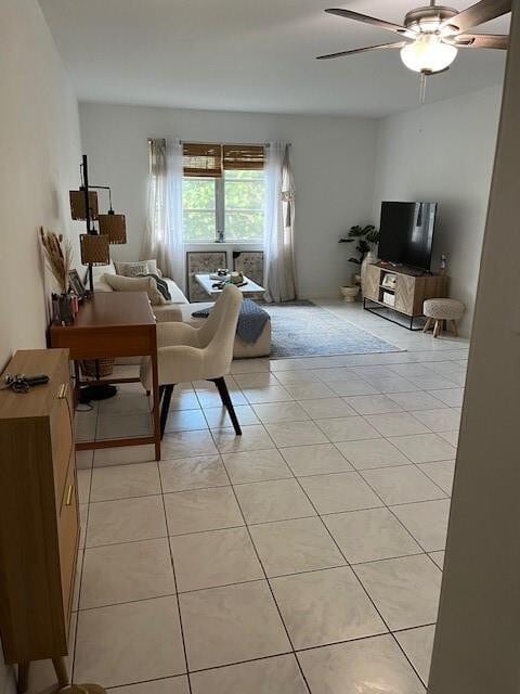 Photo - 1950 N Andrews Ave Unidad 210D