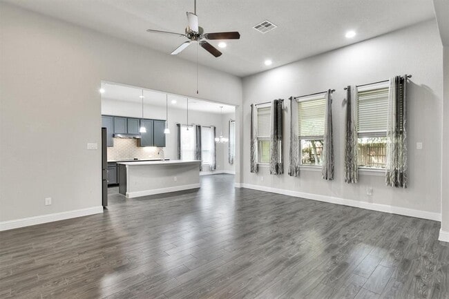 Photo - 1405 Highland Ridge Rd