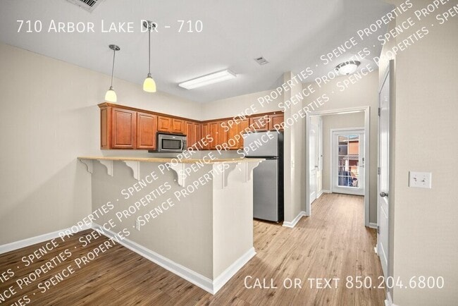 Photo - 710 Arbor Lake Dr