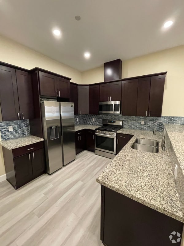 Building Photo - 2291 Dunlop St Unit 28 Rental