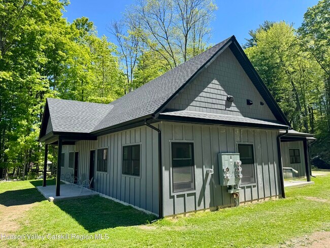 Photo - 651 Granite Rd