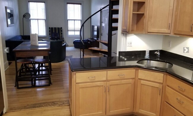 Photo - 36 Hanson St Unit 2