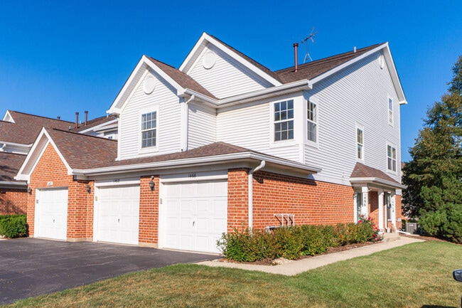 Building Photo - 1460 Winfield Way Rental
