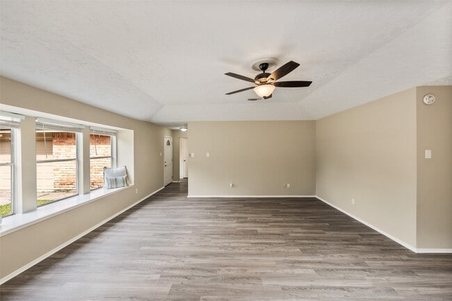Photo - 21018 Verdecove Ln