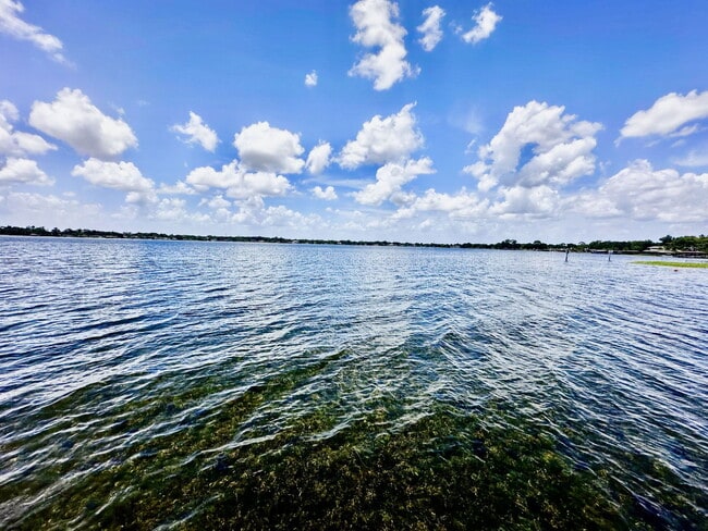 Photo - 7210 Seminole Dr