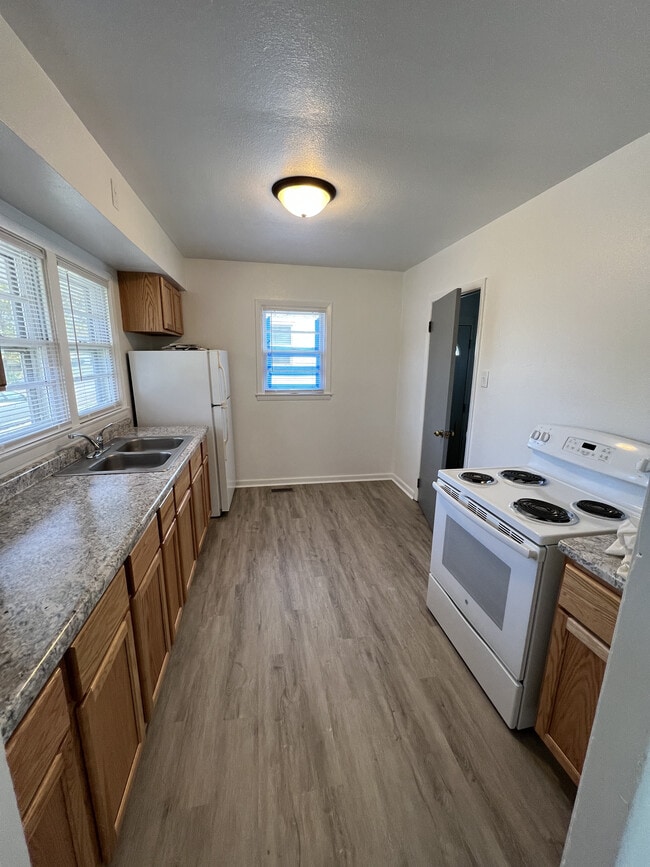 Photo - 1111 6th St