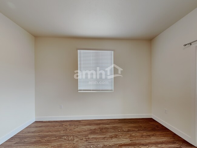 Photo - 1818 N Oconner Ave