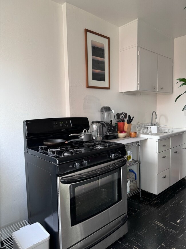 Photo - 80 La Salle St Unit APT 11B