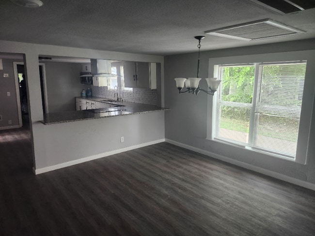 601 N Grand Ave Unit 3