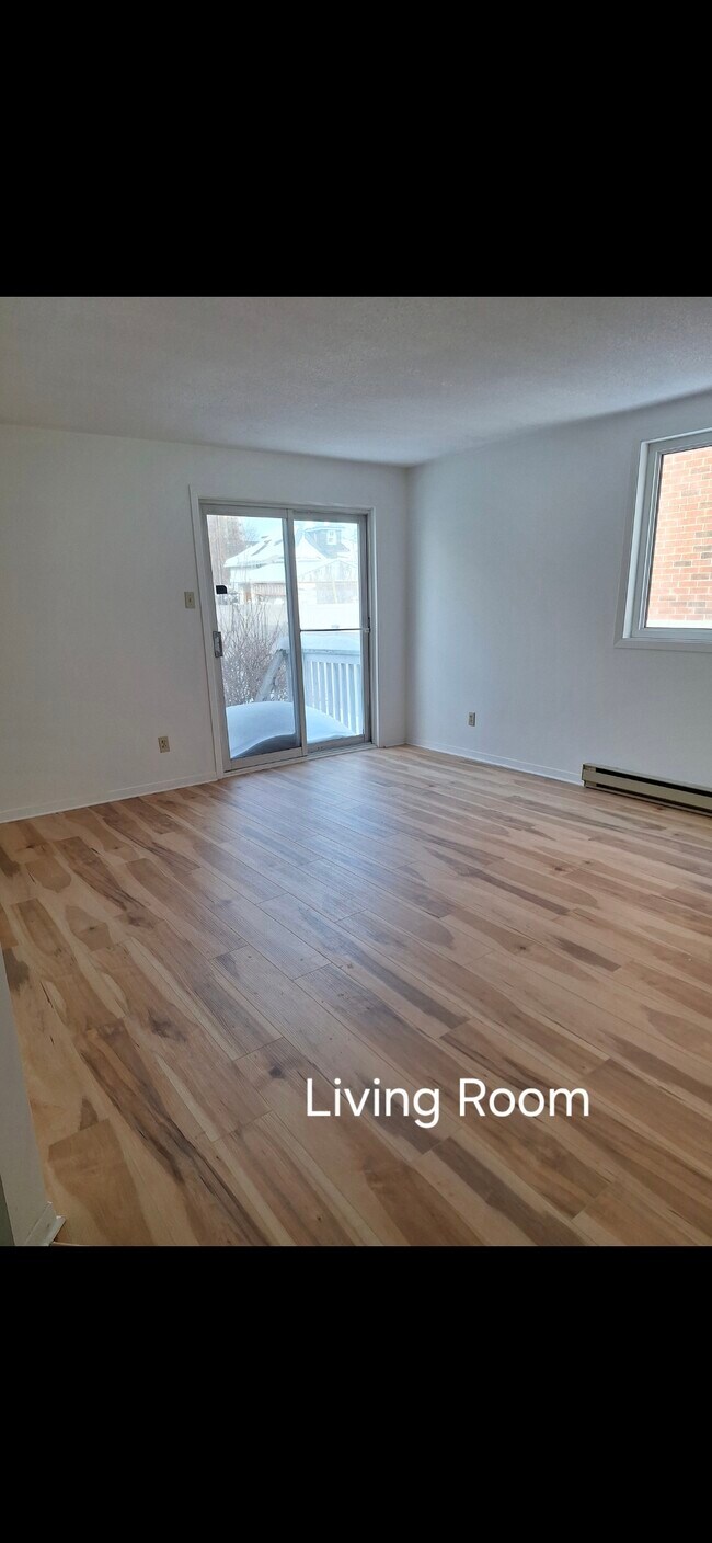 Photo - 195 Columbus Av Unité 195B