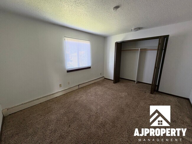 Photo - 112 W 43rd St Unit 1